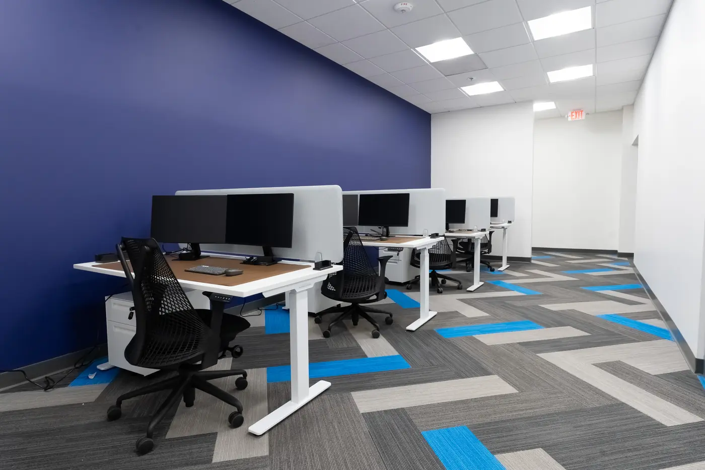 Dedicated desks at Elevator St. Louis