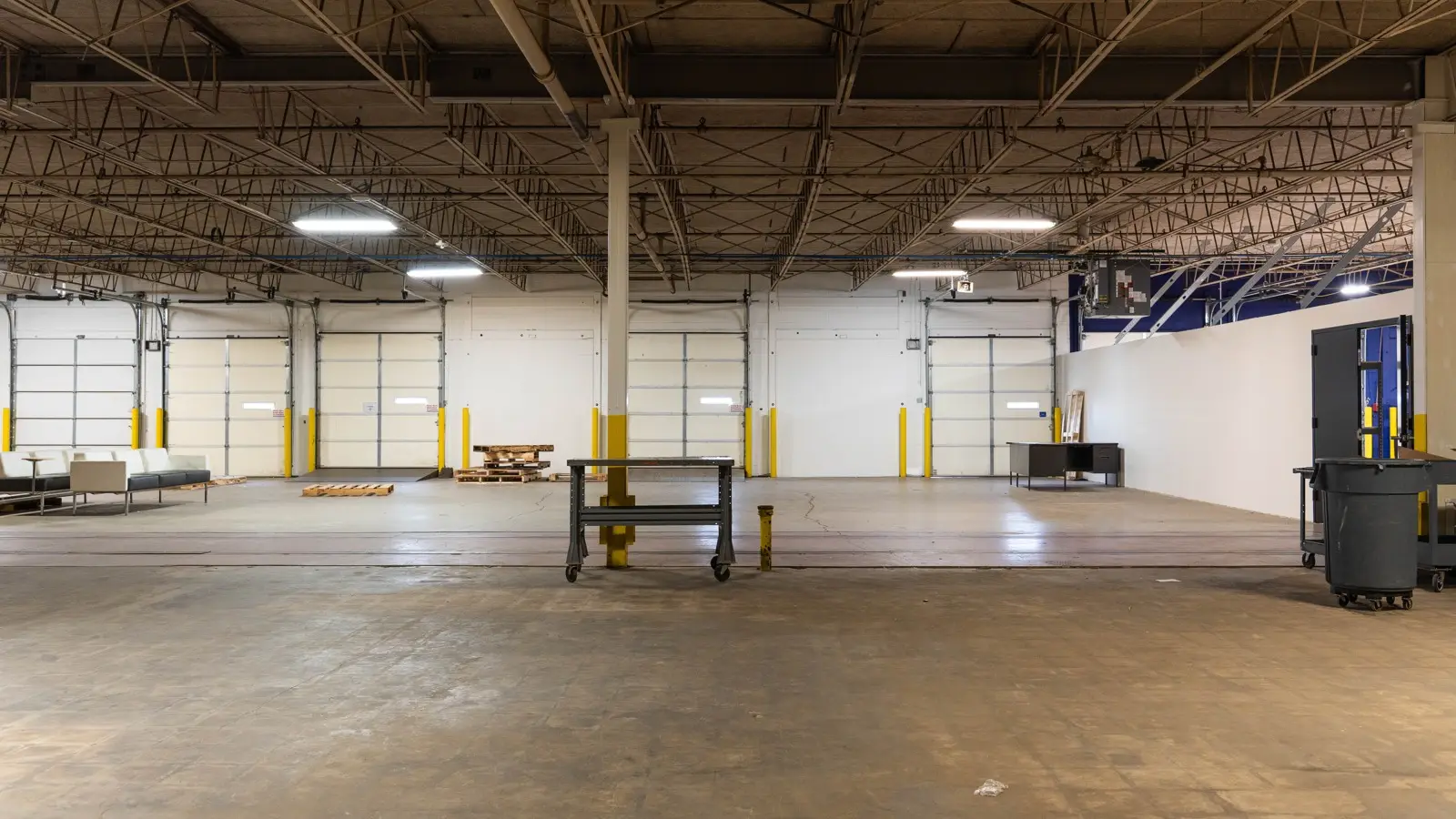 Large warehouse space at Elevator St. Louis